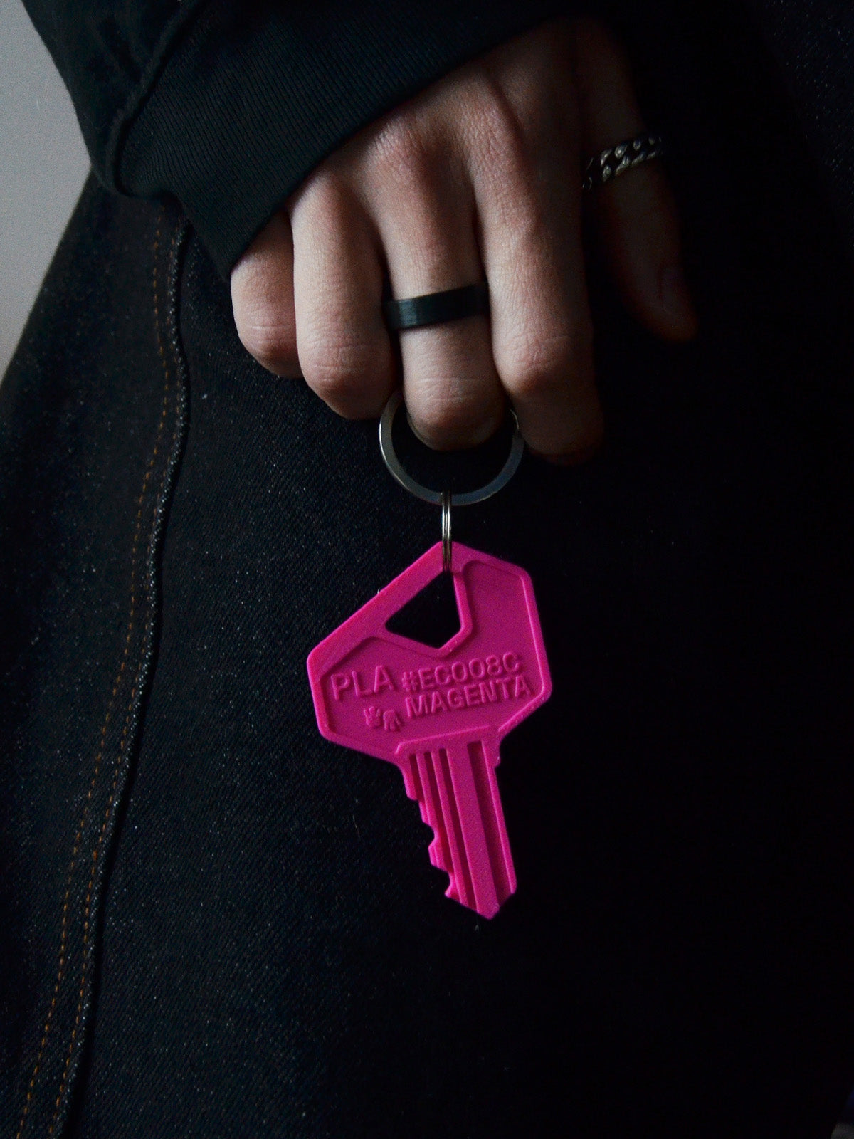 HANDSTAND PARK - Color Sample Keychain