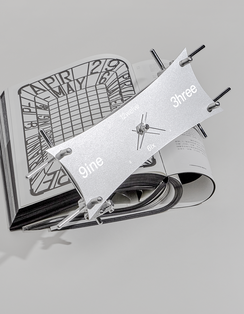 NOR khd studio - Mini Kite Clock