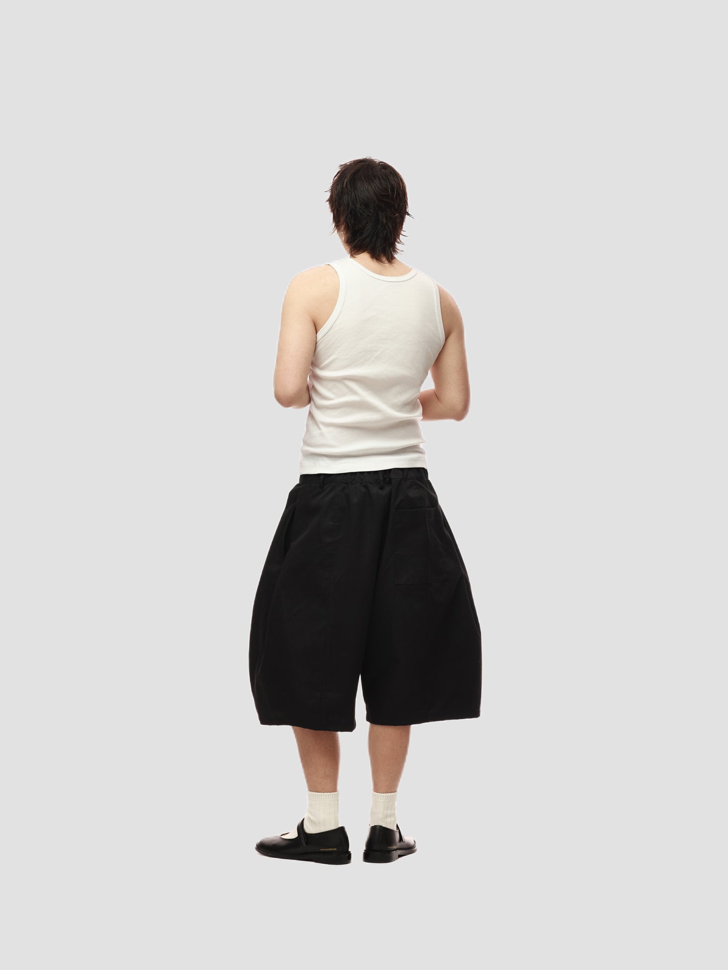 6CRAYON Elastic Waist Wide-Leg Shorts 2.0 – Double Pleated & Loose Fit with Coating