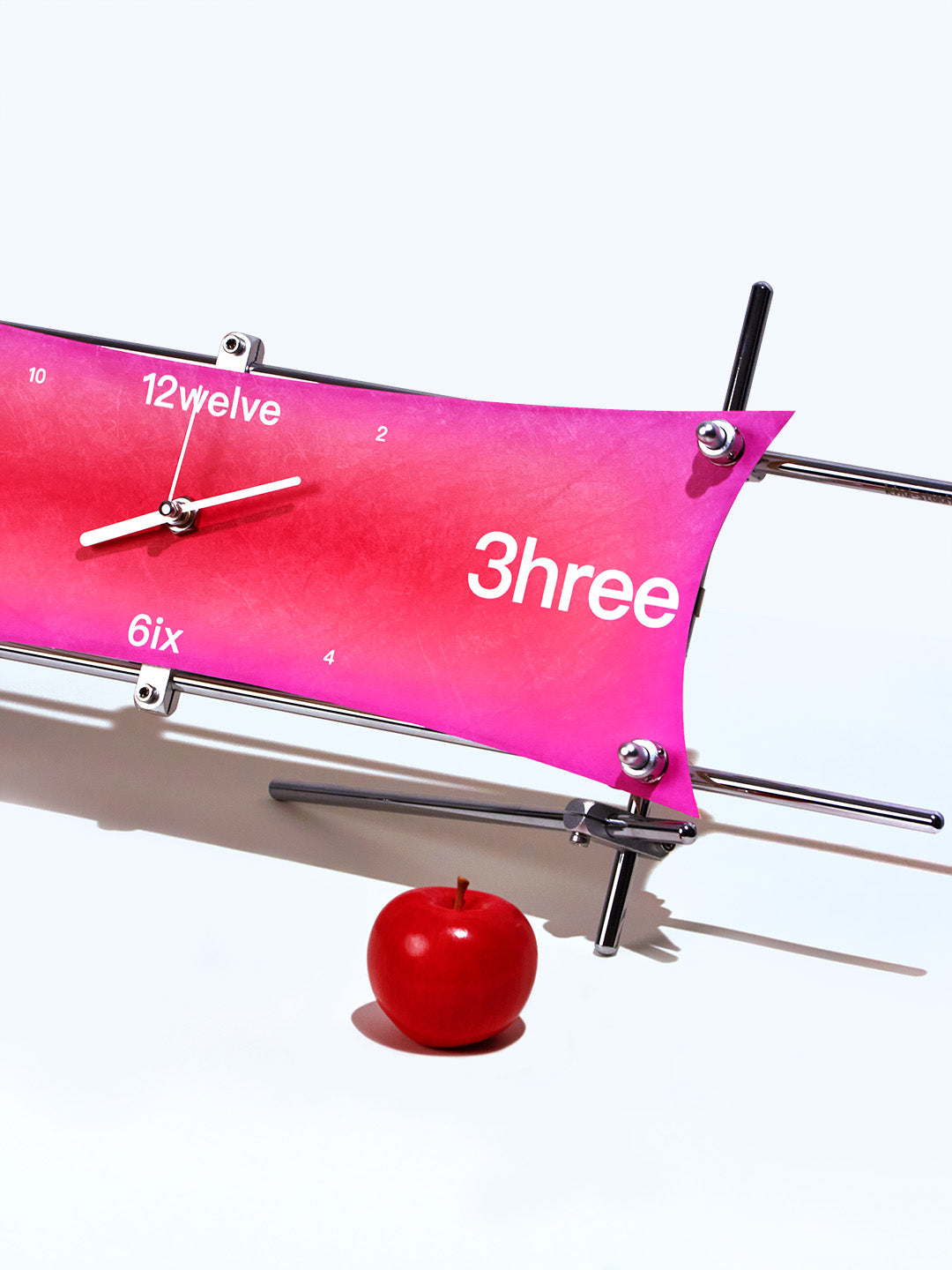 NOR khd studio - Kite Clock