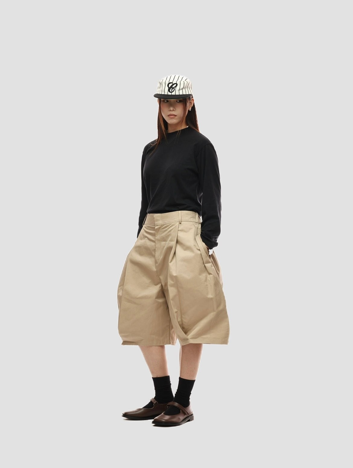 6CRAYON Elastic Waist Wide-Leg Shorts 2.0 – Double Pleated & Loose Fit with Coating