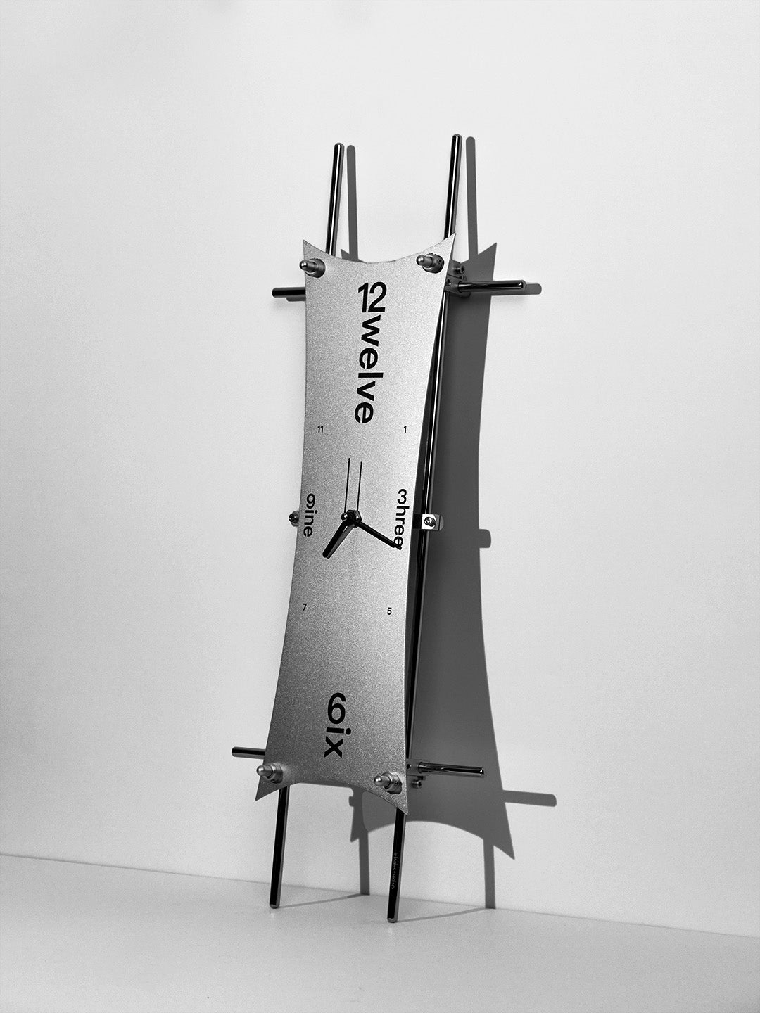 NOR khd studio - Kite Clock
